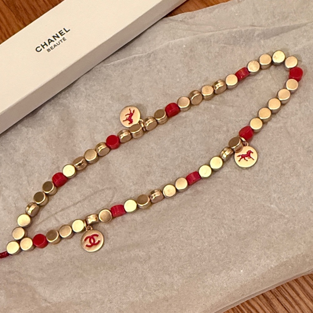 CHANEL 2026 Phone charm - Picture 2 of 4
